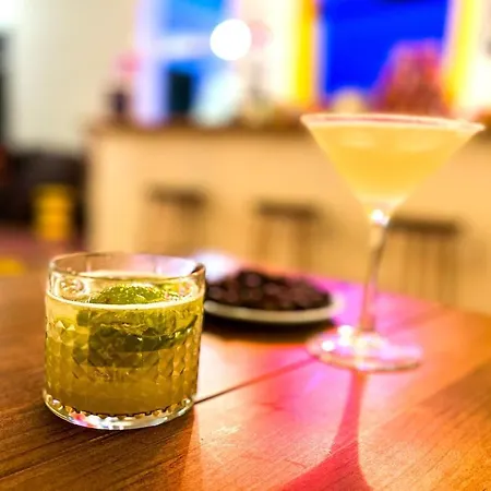 Хостел Safestay Bairro Alto Лиссабон