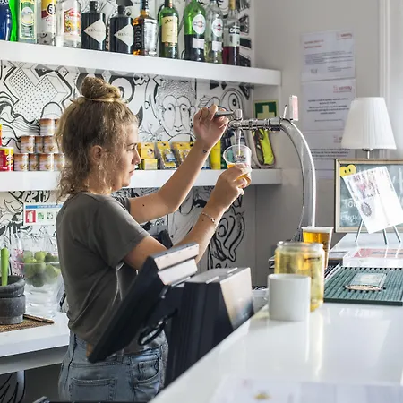 Safestay Bairro Alto Хостел