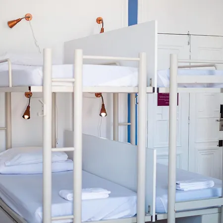 Hostel Safestay Bairro Alto *