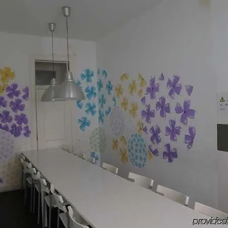 Safestay Bairro Alto Albergue