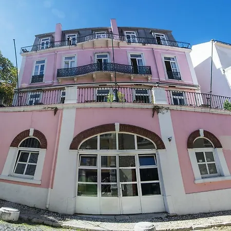 Safestay Bairro Alto Lisbona