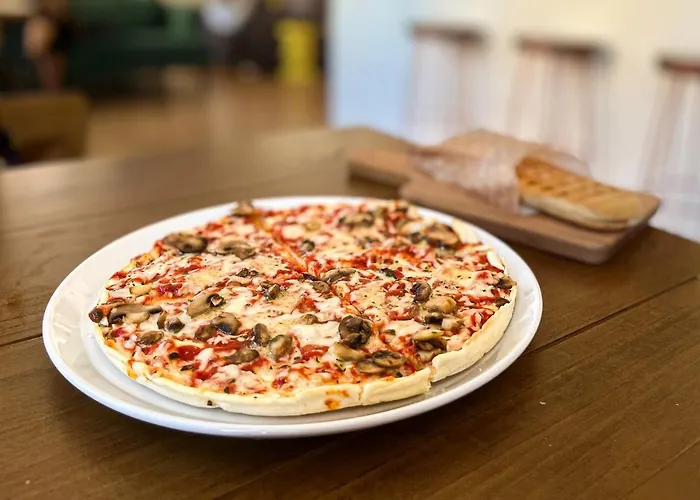 Safestay Bairro Alto * ליסבון