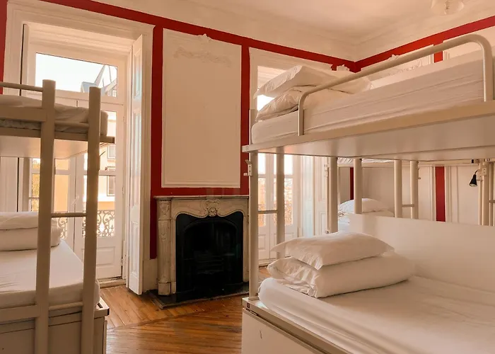 Safestay Bairro Alto אכסניה *