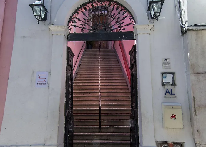 אכסניה Safestay Bairro Alto ליסבון