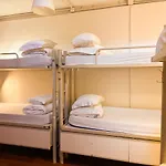 Safestay Bairro Alto Хостел